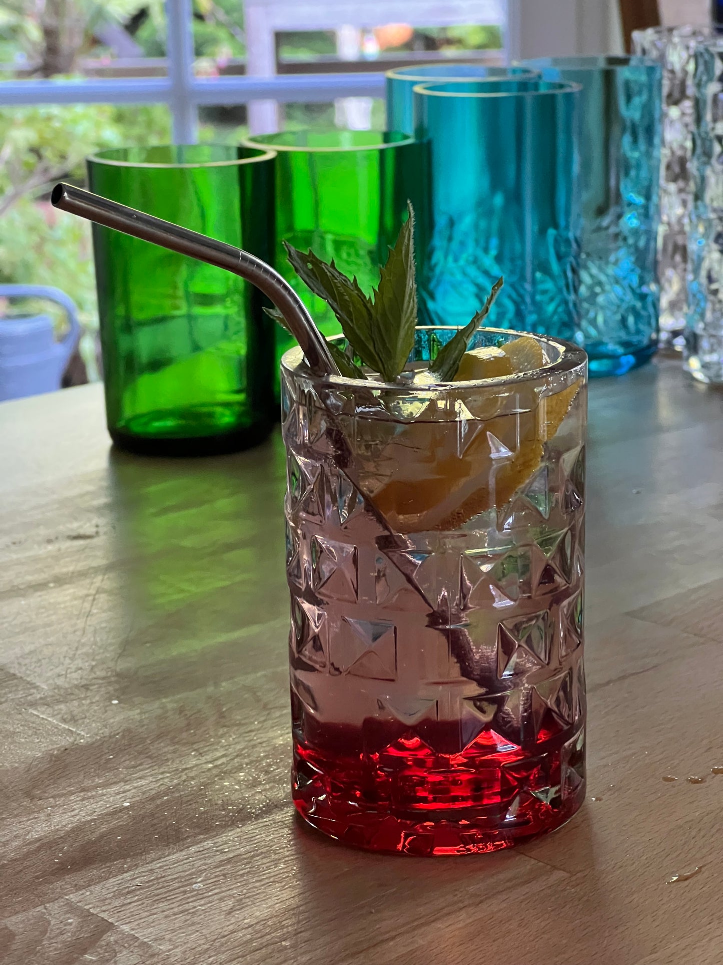 3er Set Gläser aus Three Sixty Vodka Flaschen - Glasrelief in Kacheloptik- Unikate aus Flaschenunterteilen