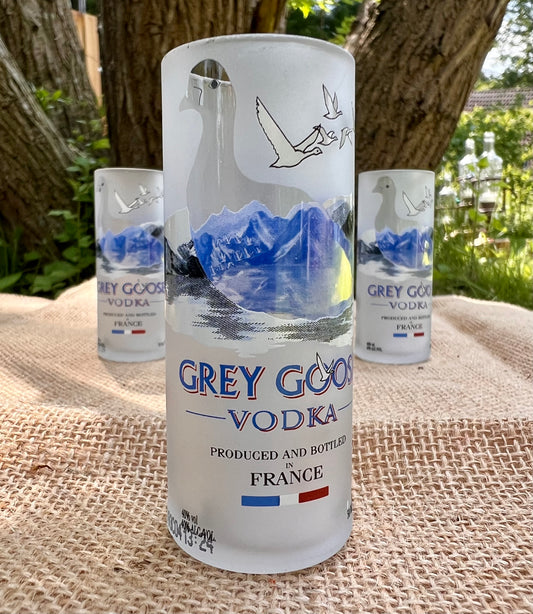 4er Set Gläser aus Grey Goose Vodka Flaschen (50ml) tolles Motiv - Shot Gläser